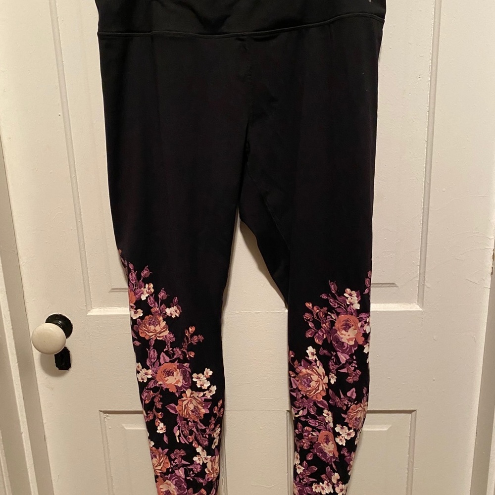 Torrid leggings
